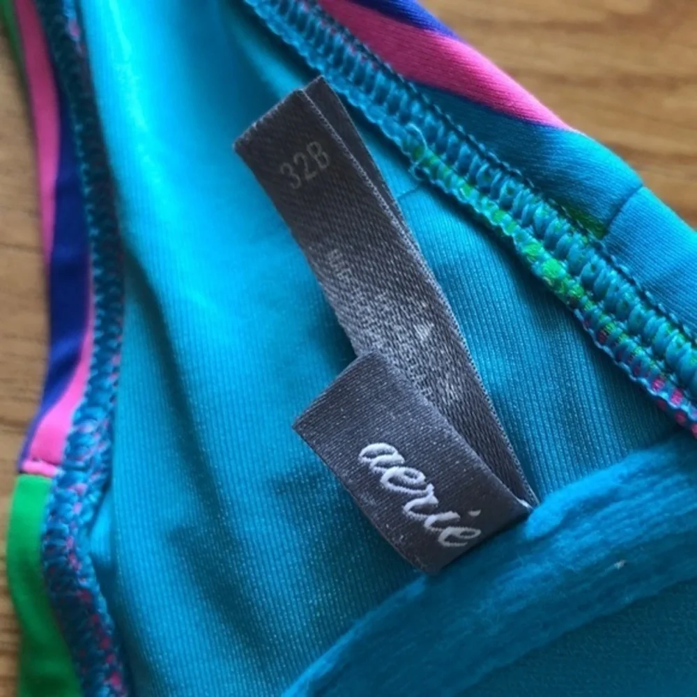 Aerie Bikini Top‎ 32B Underwire Striped Strapless